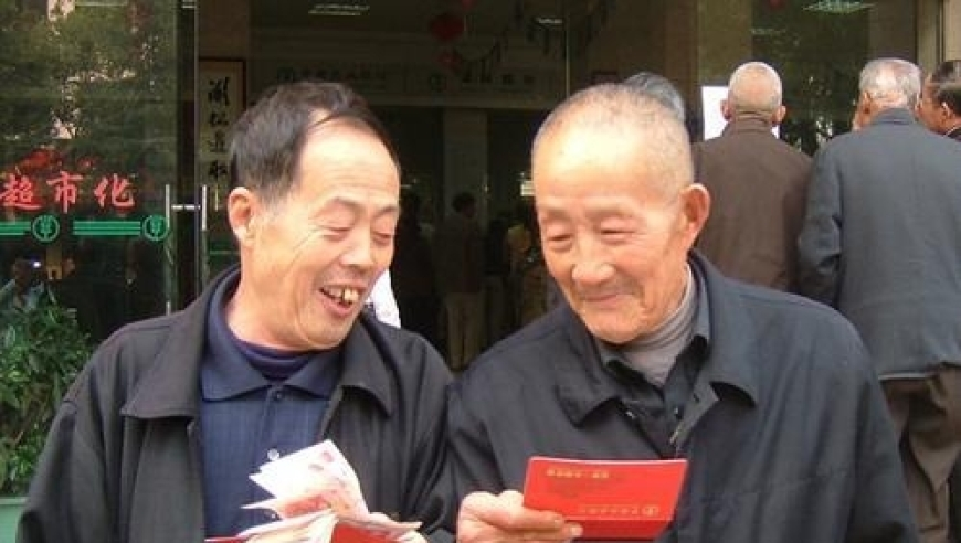 澳門304期開什么新資料,賴清德當(dāng)局失態(tài)，藍(lán)營(yíng)痛批_高級(jí)版V3.36